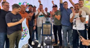 Governador entrega pavimentação do acesso ao Monte Aghá e anuncia nova UPA em Itapemirim