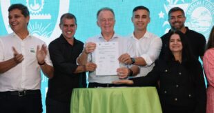 Governo do Estado autoriza obras de revitalização de praça e campo na Serra