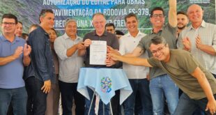 Casagrande vistoria obras da ES-379 em Irupi e anuncia novos investimentos para educação e saúde em Iúna