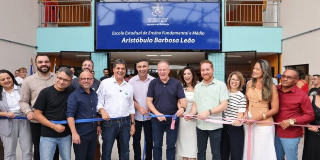 Governo do Estado inaugura nova sede da Escola Aristóbulo Barbosa Leão, na Serra