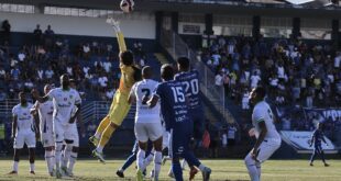 Vitória FC e Porto Vitória medem forças no Salvador Costa