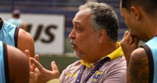 Charles de Almeida projeta duelo com o Rio Branco VN: “O caminho é jogo reativo”