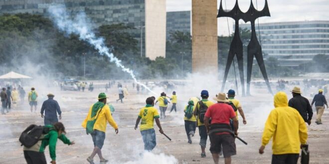 Brasília em Chamas: O Dia que Sacudiu o Congresso