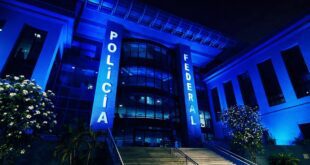 Homenagem em Azul Supera Fronteiras por Policiais Caídos