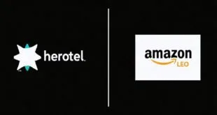 Logotipos 'herotel' e 'amazon LEO' lado a lado, separados por linha vertical, em fundo preto