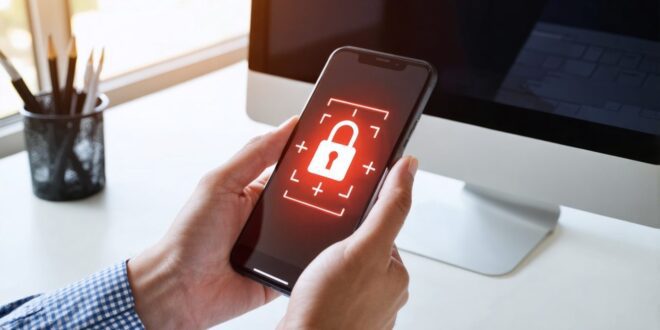 Beneficiário do INSS acessando empréstimo consignado sem biometria pelo celular