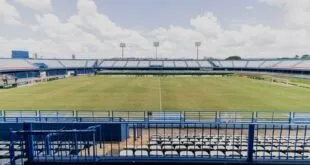 Jogadores de Anápolis e Santa Cruz em confronto pela Série C última rodada