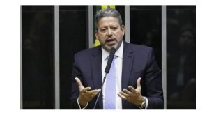 Centrão Rachado ameaça Voto Impresso no Plenário