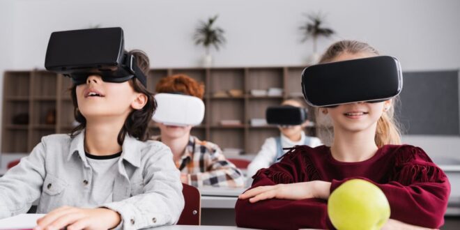 Coursera: Cursos baseados em IA, machine learning e realidade virtual