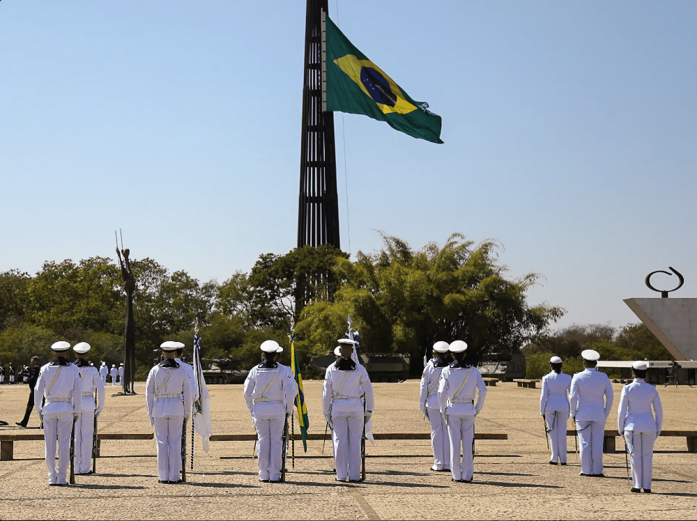 20250604- troca da bandeira mb.png