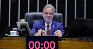 Projeto que garante direito à herança digital avança na Câmara dos Deputados