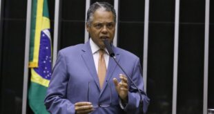 Câmara aprova em 2º turno PEC que regulamenta aposentadoria dos agentes de saúde e de combate a endemias