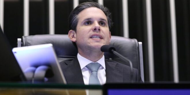 Votação de hoje mostra compromisso da Câmara em avançar na pauta da segurança pública, diz Motta