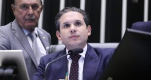 Hugo Motta anuncia que relatório da PEC da Segurança Pública será apresentado aos líderes na terça-feira