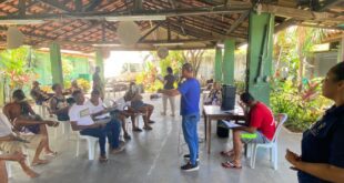 Escola referência da EJA realiza ação social em Vitória