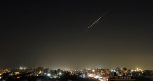 Irã e Hezbollah Atacam Israel em Sincronia