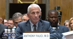 Pare de Achar Que Fauci Está Protegido Pelo Perdão de Biden